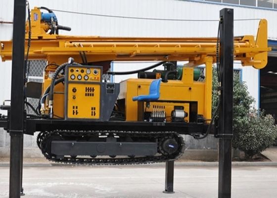 Φορητή 300m νερού φρεατίων διατρήσεων εγκαταστάσεων γεώτρησης υιοθέτηση κυλίνδρων μηχανών διπλή