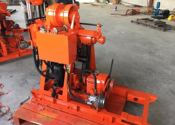 GK 200 Δύναμη κινητήρα ντίζελ Μηχανή γεωτρήσεων εδάφους 22kw Δύναμη με ντίζελ / ηλεκτρικό κινητήρα