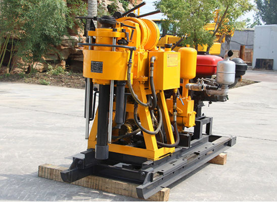 Τοποθετημένη όχημα θετική περιστροφική 15kw ορυχείου μηχανή εγκαταστάσεων γεώτρησης τρυπανιών πυρήνων πυρήνων